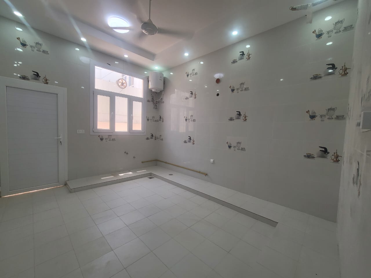 ویلای 6 خوابه فروشي در المعبیلة | OMR 74,000 | Tamlik Oman thumbnail 5