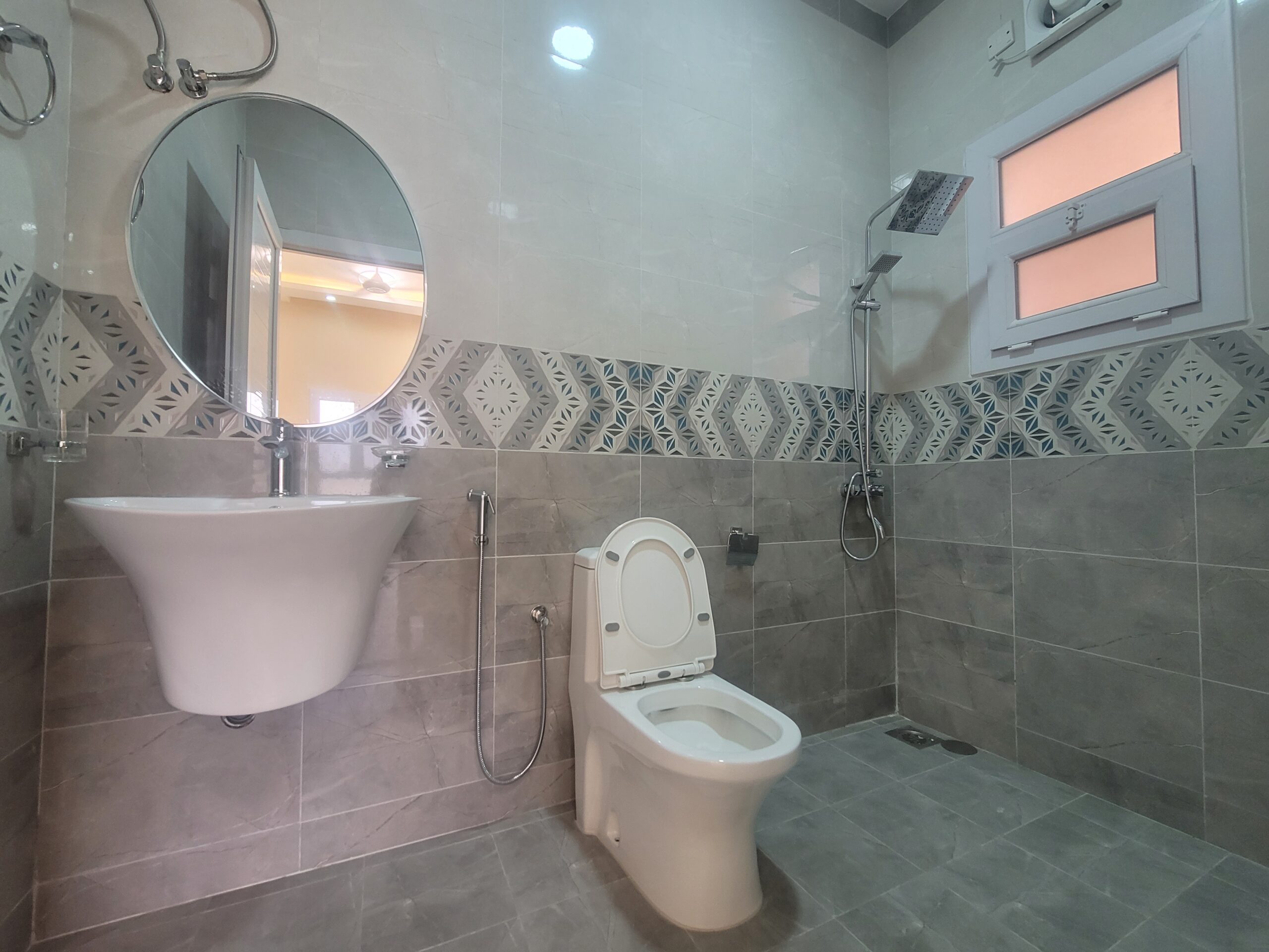 ویلای 6 خوابه فروشي در المعبیلة | OMR 74,000 | Tamlik Oman thumbnail 7