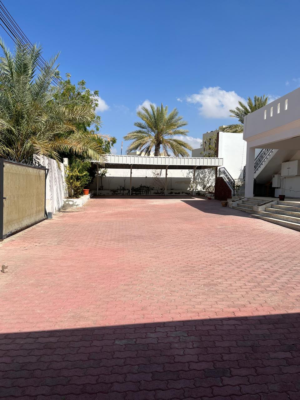 ویلای ۶ خوابه برای فروش در القرم | OMR 400,000 | Tamlik Oman thumbnail 2