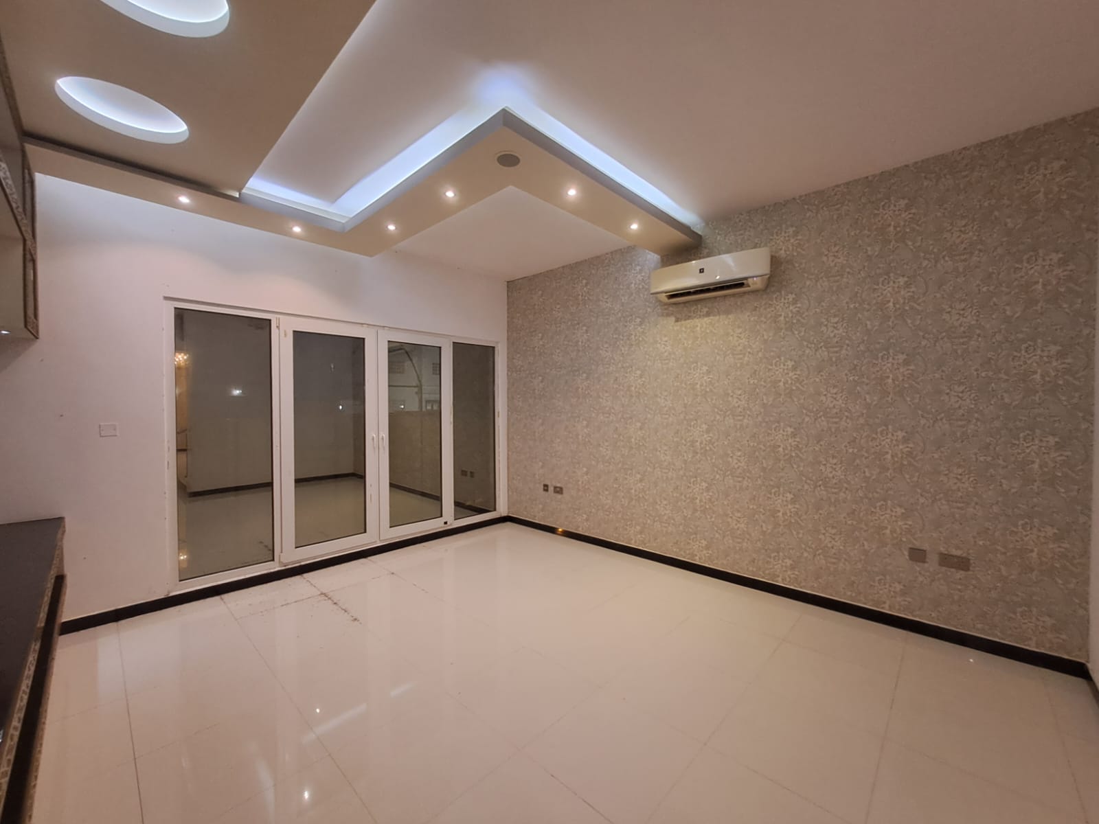 ویلای ۴ خوابه برای فروش در الموالح الجنوبی | OMR 105,000 | Tamlik Oman thumbnail 3