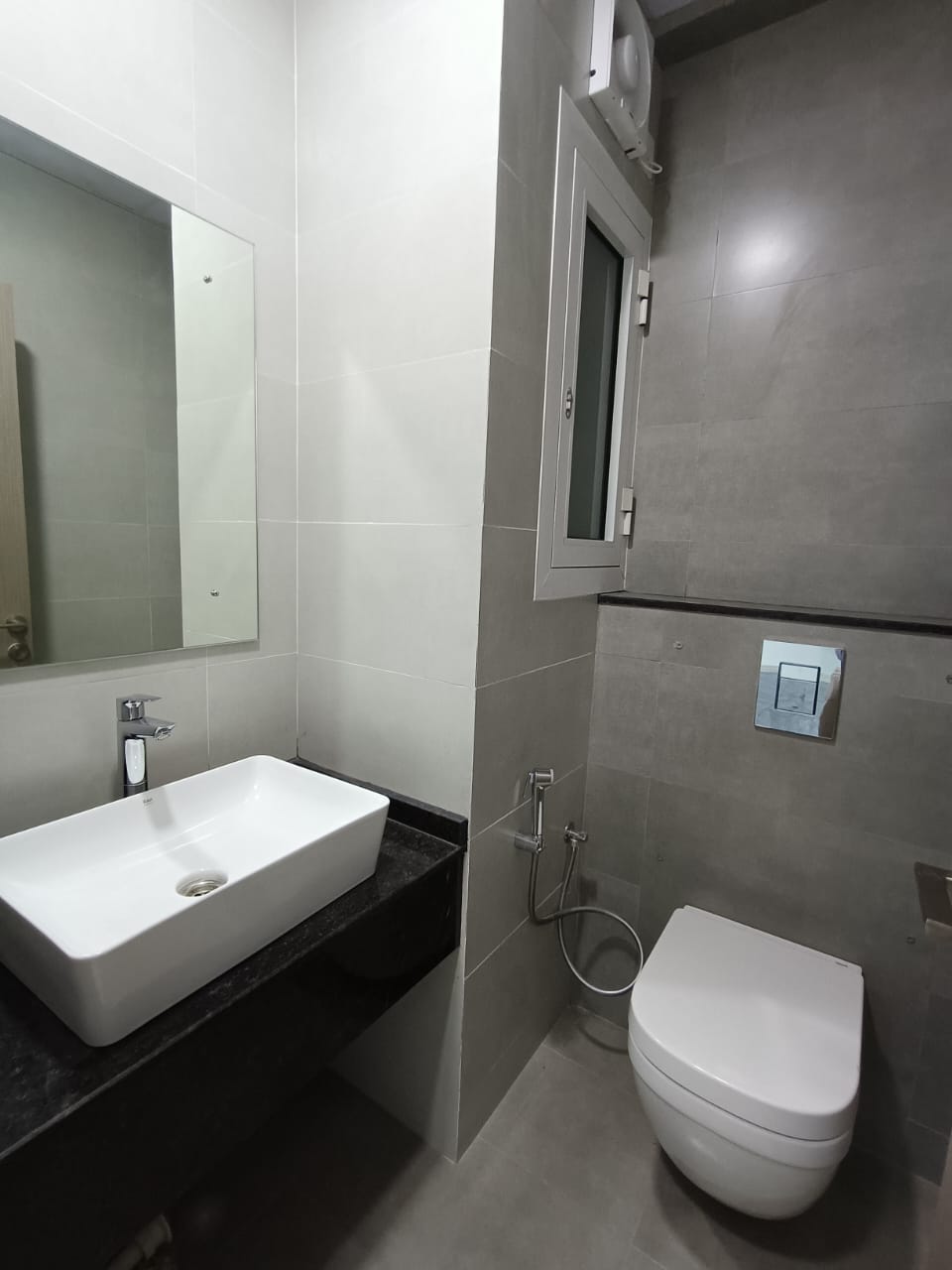 مكتب للبيع في غلا | ر.ع. 36,595 | Tamlik Oman thumbnail 8