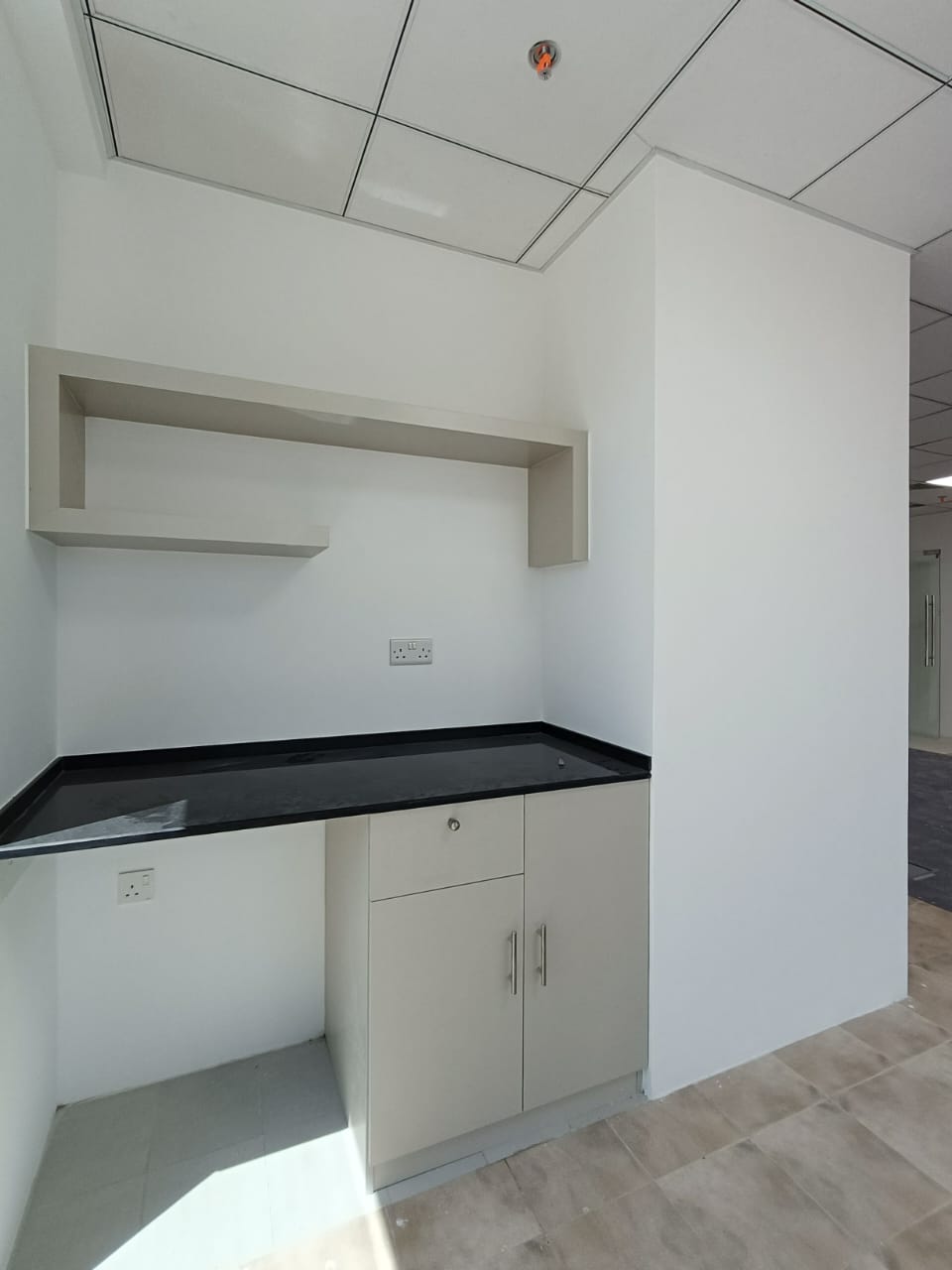 مكتب للبيع في غلا | ر.ع. 36,595 | Tamlik Oman thumbnail 3