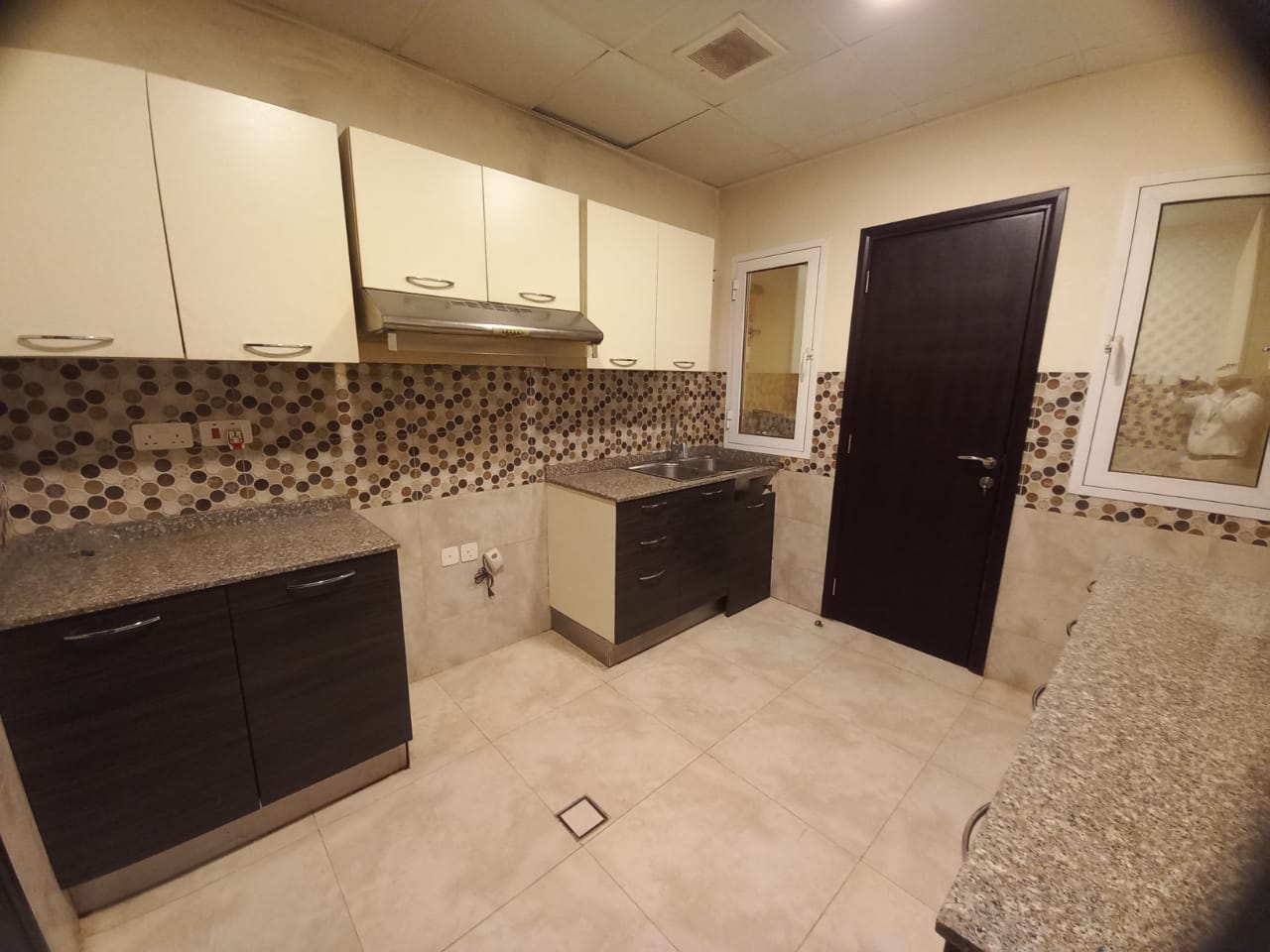 آپارتمان 2 خوابه برای اجاره در القرم | OMR 300/ماه | Tamlik Oman thumbnail 10